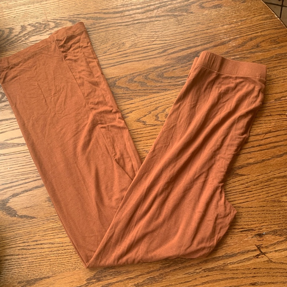 Skims flare leggings